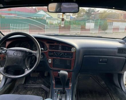 Белый Тойота Камри, объемом двигателя 2.2 л и пробегом 550 тыс. км за 2200 $, фото 5 на Automoto.ua