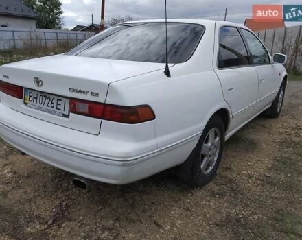 Білий Тойота Камрі, об'ємом двигуна 2.2 л та пробігом 400 тис. км за 3100 $, фото 5 на Automoto.ua