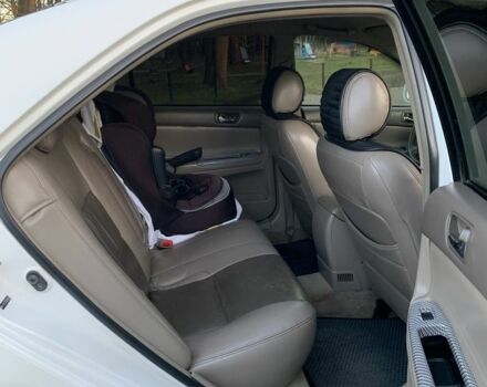 Белый Тойота Камри, объемом двигателя 2.4 л и пробегом 325 тыс. км за 5500 $, фото 10 на Automoto.ua