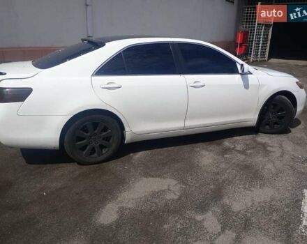 Белый Тойота Камри, объемом двигателя 2.4 л и пробегом 298 тыс. км за 6700 $, фото 14 на Automoto.ua
