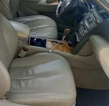 Белый Тойота Камри, объемом двигателя 2.4 л и пробегом 298 тыс. км за 6700 $, фото 4 на Automoto.ua