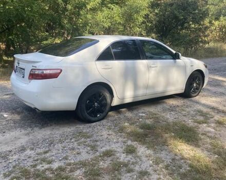 Белый Тойота Камри, объемом двигателя 3.46 л и пробегом 280 тыс. км за 6300 $, фото 3 на Automoto.ua