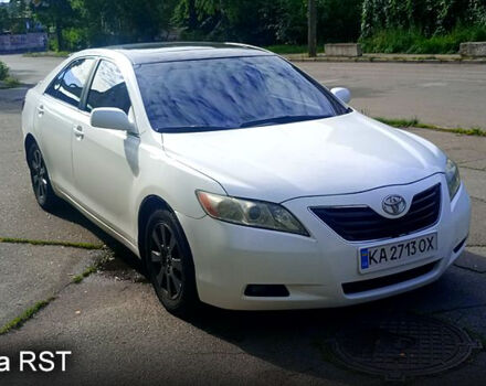 Белый Тойота Камри, объемом двигателя 2.4 л и пробегом 288 тыс. км за 6100 $, фото 3 на Automoto.ua