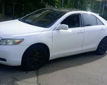 Белый Тойота Камри, объемом двигателя 2.4 л и пробегом 298 тыс. км за 6700 $, фото 7 на Automoto.ua