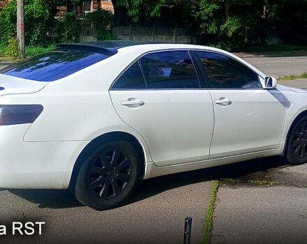 Белый Тойота Камри, объемом двигателя 2.4 л и пробегом 288 тыс. км за 6100 $, фото 4 на Automoto.ua