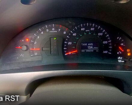 Белый Тойота Камри, объемом двигателя 2.4 л и пробегом 288 тыс. км за 6100 $, фото 10 на Automoto.ua