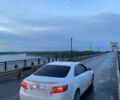 Белый Тойота Камри, объемом двигателя 2.4 л и пробегом 199 тыс. км за 9500 $, фото 3 на Automoto.ua