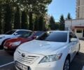 Белый Тойота Камри, объемом двигателя 3.46 л и пробегом 256 тыс. км за 10500 $, фото 1 на Automoto.ua