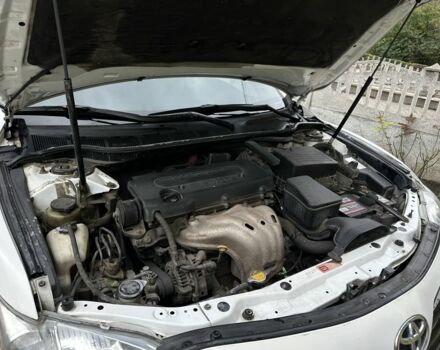 Белый Тойота Камри, объемом двигателя 0 л и пробегом 230 тыс. км за 8050 $, фото 7 на Automoto.ua