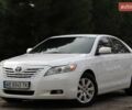 Тойота Камри 2008 в Верхнеднепровске на Automoto.ua Белый Тойота Камри, объемом двигателя 3.46 л и пробегом 281 тыс. км за 9800 $, фото 1 на Automoto.ua