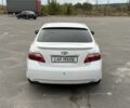 Белый Тойота Камри, объемом двигателя 3.5 л и пробегом 220 тыс. км за 9999 $, фото 3 на Automoto.ua