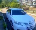 Білий Тойота Камрі, об'ємом двигуна 2.4 л та пробігом 240 тис. км за 5600 $, фото 3 на Automoto.ua