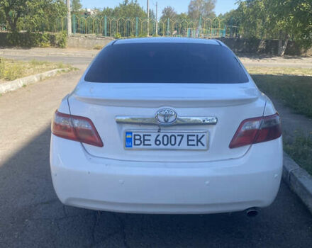 Білий Тойота Камрі, об'ємом двигуна 2.4 л та пробігом 240 тис. км за 5600 $, фото 1 на Automoto.ua
