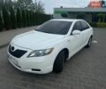 Белый Тойота Камри, объемом двигателя 2.4 л и пробегом 270 тыс. км за 8500 $, фото 1 на Automoto.ua