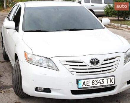 Тойота Камри 2008 в Верхнеднепровске на Automoto.ua Белый Тойота Камри, объемом двигателя 3.46 л и пробегом 281 тыс. км за 9800 $, фото 4 на Automoto.ua