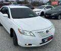 Белый Тойота Камри, объемом двигателя 3.46 л и пробегом 223 тыс. км за 10300 $, фото 1 на Automoto.ua