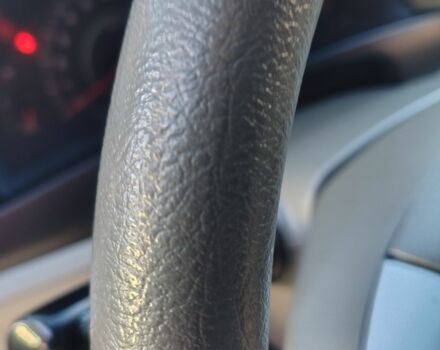 Белый Тойота Камри, объемом двигателя 2.4 л и пробегом 220 тыс. км за 8000 $, фото 4 на Automoto.ua