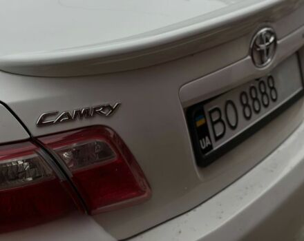Белый Тойота Камри, объемом двигателя 0 л и пробегом 230 тыс. км за 8050 $, фото 2 на Automoto.ua