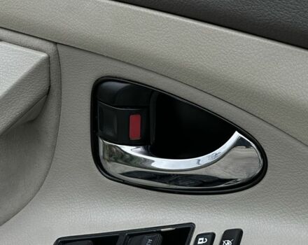 Белый Тойота Камри, объемом двигателя 0 л и пробегом 230 тыс. км за 8050 $, фото 10 на Automoto.ua