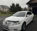 Белый Тойота Камри, объемом двигателя 2.4 л и пробегом 134 тыс. км за 7800 $, фото 1 на Automoto.ua