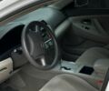 Белый Тойота Камри, объемом двигателя 0 л и пробегом 230 тыс. км за 8050 $, фото 6 на Automoto.ua