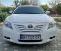 Белый Тойота Камри, объемом двигателя 3.5 л и пробегом 268 тыс. км за 10500 $, фото 1 на Automoto.ua