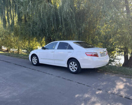 Белый Тойота Камри, объемом двигателя 2.36 л и пробегом 230 тыс. км за 4999 $, фото 12 на Automoto.ua