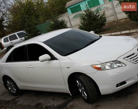 Тойота Камри 2008 в Верхнеднепровске на Automoto.ua Белый Тойота Камри, объемом двигателя 3.46 л и пробегом 281 тыс. км за 9800 $, фото 2 на Automoto.ua