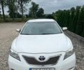 Белый Тойота Камри, объемом двигателя 2.36 л и пробегом 231 тыс. км за 5500 $, фото 1 на Automoto.ua