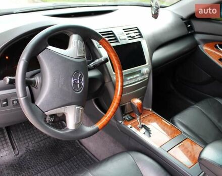 Тойота Камри 2008 в Верхнеднепровске на Automoto.ua Белый Тойота Камри, объемом двигателя 3.46 л и пробегом 281 тыс. км за 9800 $, фото 15 на Automoto.ua