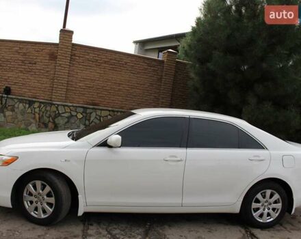 Тойота Камри 2008 в Верхнеднепровске на Automoto.ua Белый Тойота Камри, объемом двигателя 3.46 л и пробегом 281 тыс. км за 9800 $, фото 6 на Automoto.ua