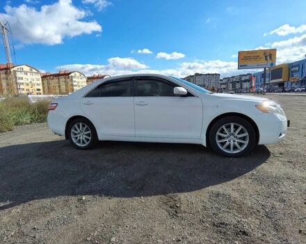 Білий Тойота Камрі, об'ємом двигуна 3.5 л та пробігом 223 тис. км за 9500 $, фото 4 на Automoto.ua