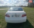 Белый Тойота Камри, объемом двигателя 2.4 л и пробегом 270 тыс. км за 10500 $, фото 7 на Automoto.ua