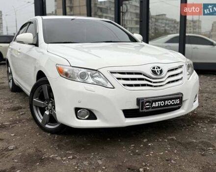 Белый Тойота Камри, объемом двигателя 3.46 л и пробегом 281 тыс. км за 12990 $, фото 6 на Automoto.ua