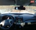 Белый Тойота Камри, объемом двигателя 2.4 л и пробегом 270 тыс. км за 10500 $, фото 2 на Automoto.ua