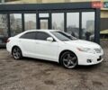 Белый Тойота Камри, объемом двигателя 3.46 л и пробегом 281 тыс. км за 12990 $, фото 1 на Automoto.ua
