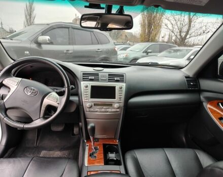 Білий Тойота Камрі, об'ємом двигуна 2.4 л та пробігом 197 тис. км за 9800 $, фото 7 на Automoto.ua