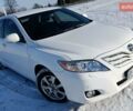Белый Тойота Камри, объемом двигателя 2.4 л и пробегом 270 тыс. км за 10700 $, фото 1 на Automoto.ua