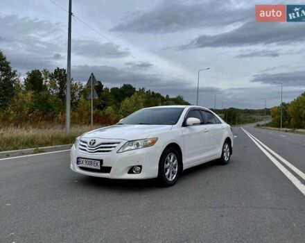 Белый Тойота Камри, объемом двигателя 2.4 л и пробегом 227 тыс. км за 10350 $, фото 15 на Automoto.ua