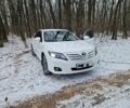 Білий Тойота Камрі, об'ємом двигуна 0 л та пробігом 282 тис. км за 10800 $, фото 1 на Automoto.ua