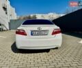 Білий Тойота Камрі, об'ємом двигуна 2.36 л та пробігом 225 тис. км за 10700 $, фото 10 на Automoto.ua