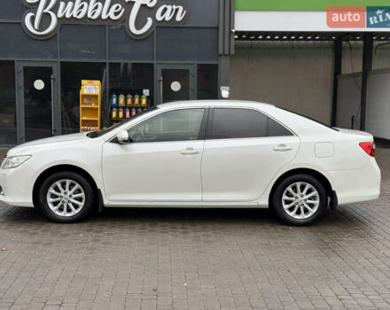 Белый Тойота Камри, объемом двигателя 2.5 л и пробегом 152 тыс. км за 12700 $, фото 4 на Automoto.ua