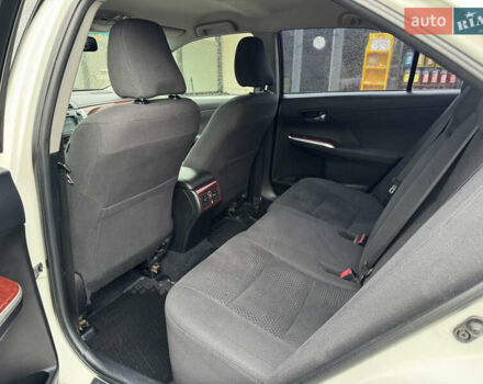 Белый Тойота Камри, объемом двигателя 2.5 л и пробегом 152 тыс. км за 12700 $, фото 19 на Automoto.ua