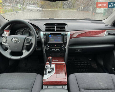 Белый Тойота Камри, объемом двигателя 2.5 л и пробегом 152 тыс. км за 12700 $, фото 24 на Automoto.ua