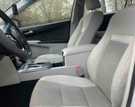 Белый Тойота Камри, объемом двигателя 2.49 л и пробегом 135 тыс. км за 9300 $, фото 9 на Automoto.ua