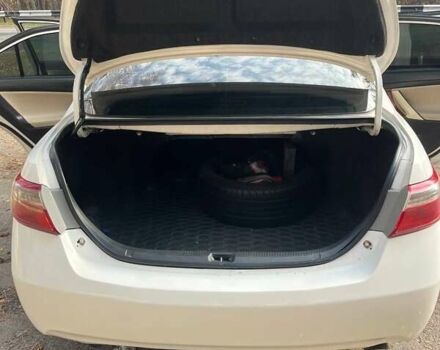 Белый Тойота Камри, объемом двигателя 2.36 л и пробегом 263 тыс. км за 10000 $, фото 20 на Automoto.ua