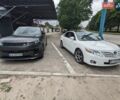 Белый Тойота Камри, объемом двигателя 2.4 л и пробегом 200 тыс. км за 11000 $, фото 6 на Automoto.ua