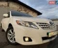 Белый Тойота Камри, объемом двигателя 2.4 л и пробегом 43 тыс. км за 13300 $, фото 1 на Automoto.ua