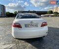 Белый Тойота Камри, объемом двигателя 2.36 л и пробегом 210 тыс. км за 12100 $, фото 6 на Automoto.ua