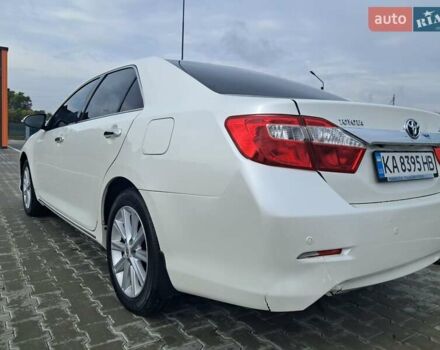 Білий Тойота Камрі, об'ємом двигуна 2.5 л та пробігом 256 тис. км за 9150 $, фото 6 на Automoto.ua